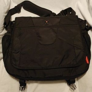 VICTORINOX SWISS ARMY SOFT BRIEFCASE / LAPTOP CASE